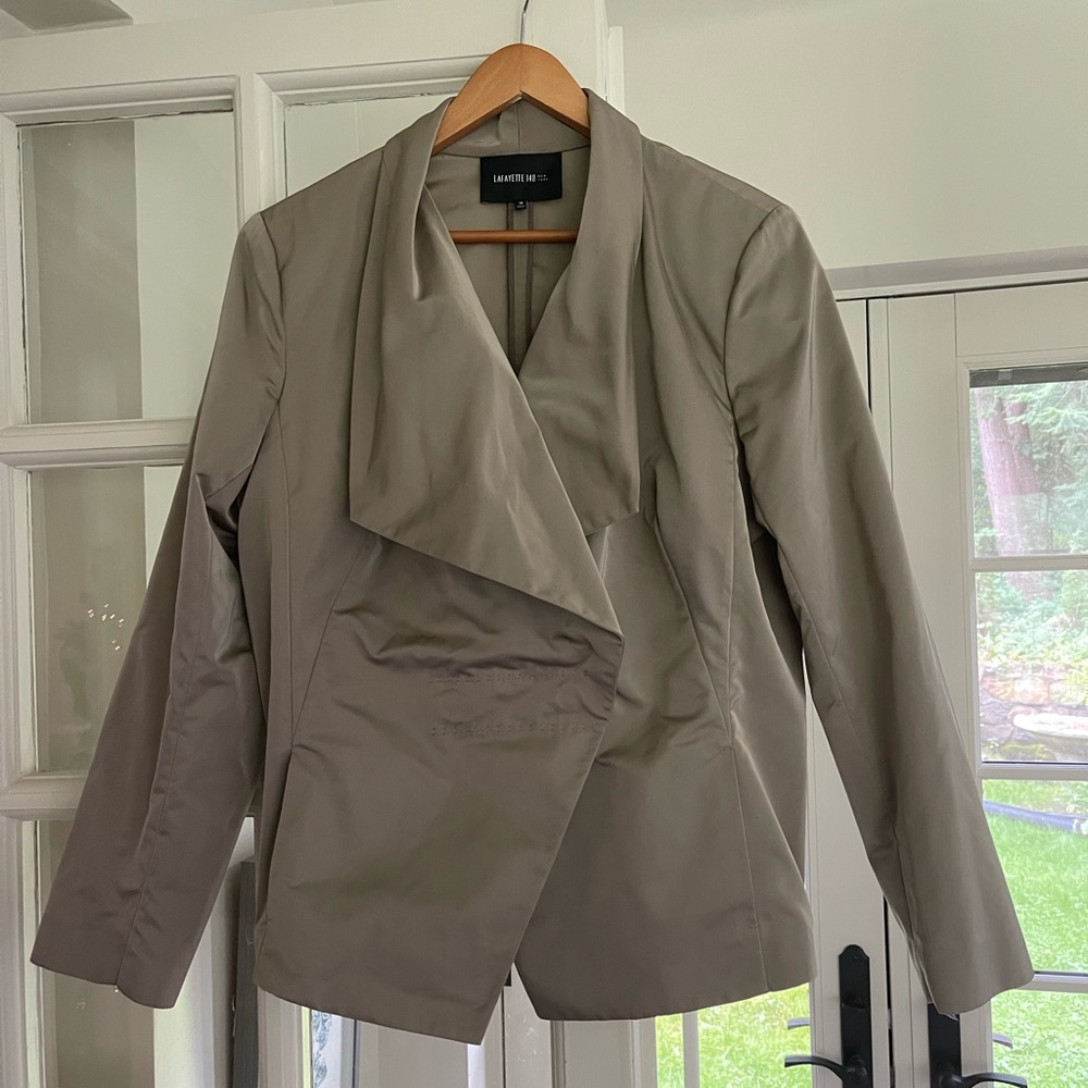 Lafayette 148 New York taupe draped front blazer